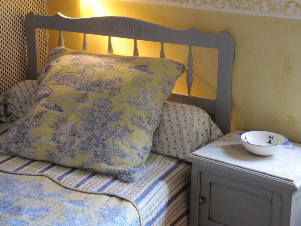 Le Mas Des Clots Bed & Breakfast Upie Room photo